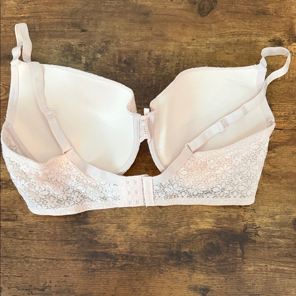 Laura Ashley Light Pink Lace T-Shirt Bra - Picture 3 of 8